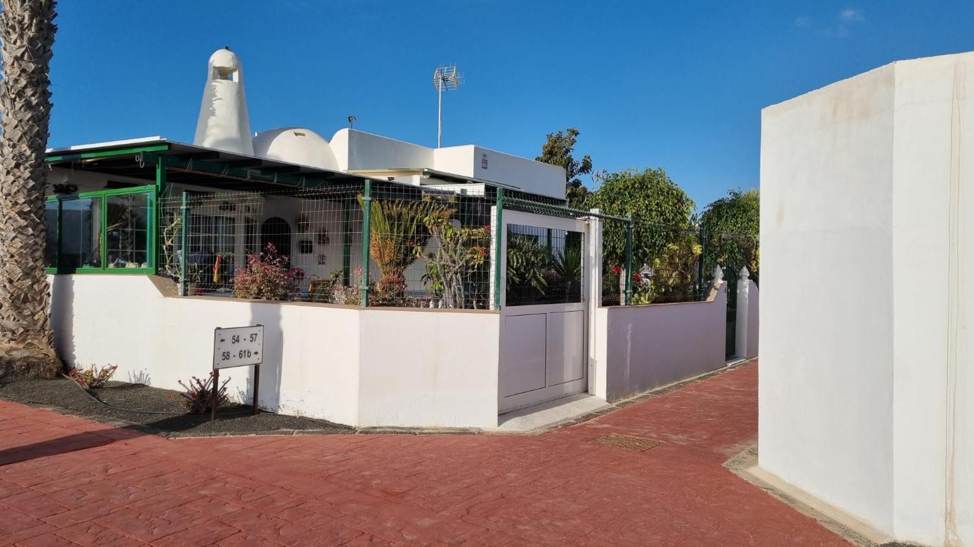 Apartamento Bungalows Isabel Maria Playa Blanca  Exterior photo